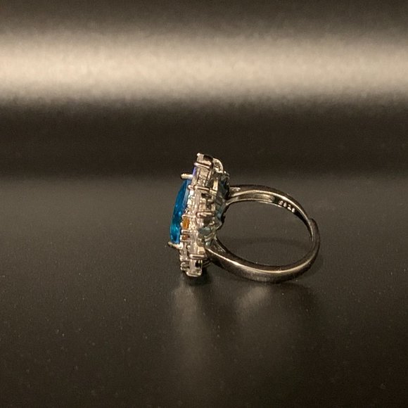 Adjustable Ring Cubic zirconia - Picture 2 of 4